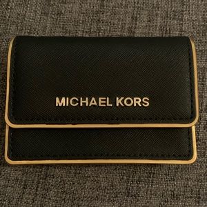 Michael Kors Wallet (new with tag)